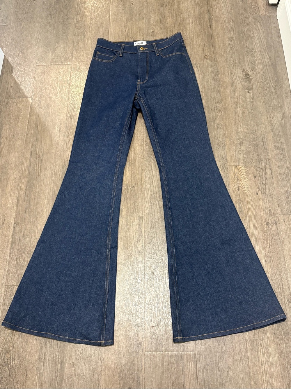 PAIGE Genevieve High Rise Flare Jeans 27 Dark Wash NWOT Tortoise Button